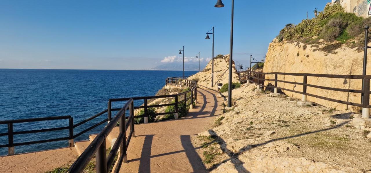 Апартаменты Playa Ринкон-де-ла-Викториа Экстерьер фото
